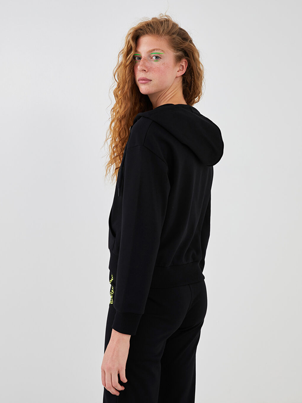 Siyah Kapüşon Yaka Düz Uzun Kollu Kadın Hırka-6