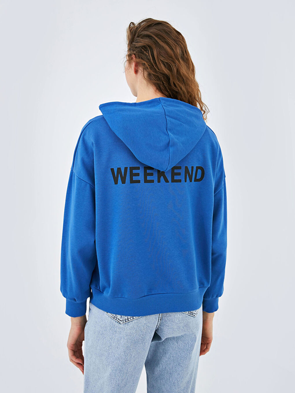 Mavi Kapüşon Yaka Baskılı Uzun Kollu Kadın Sweatshirt-5