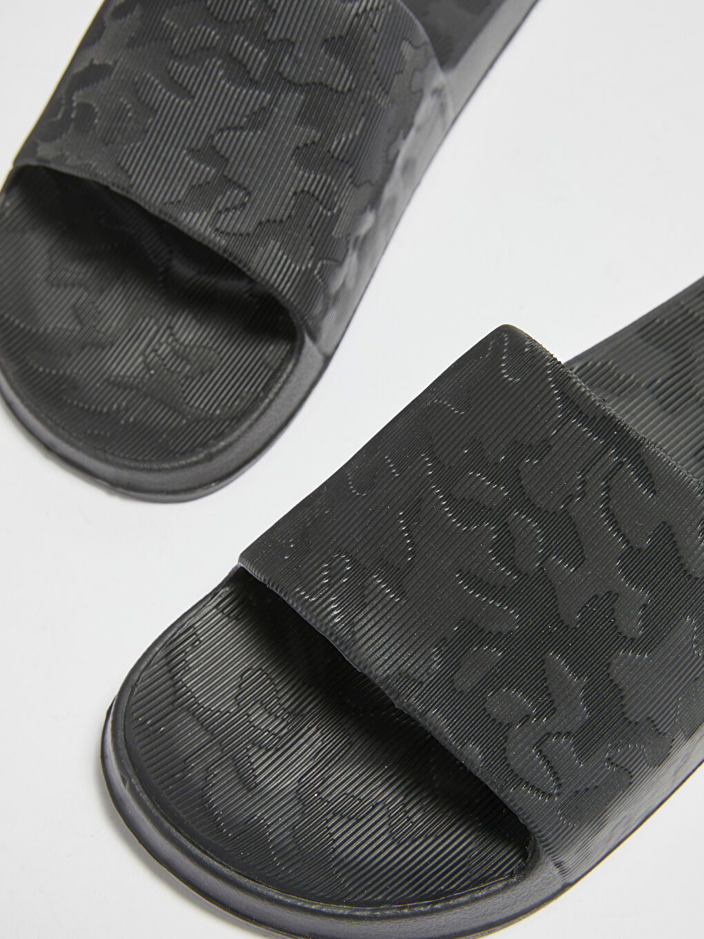 Siyah Kamuflaj Desenli Erkek Terlik-3