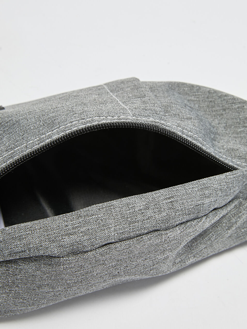 Gri Etiket Detaylı Erkek Bel Çantası-5