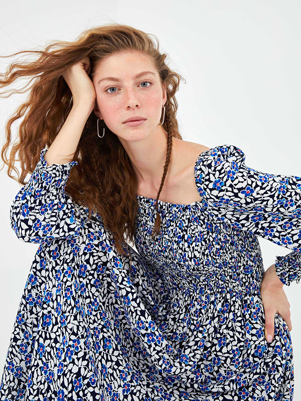 Mavi Kare Yaka Çiçek Baskılı Uzun Kollu Viskon Kadın Elbise-3