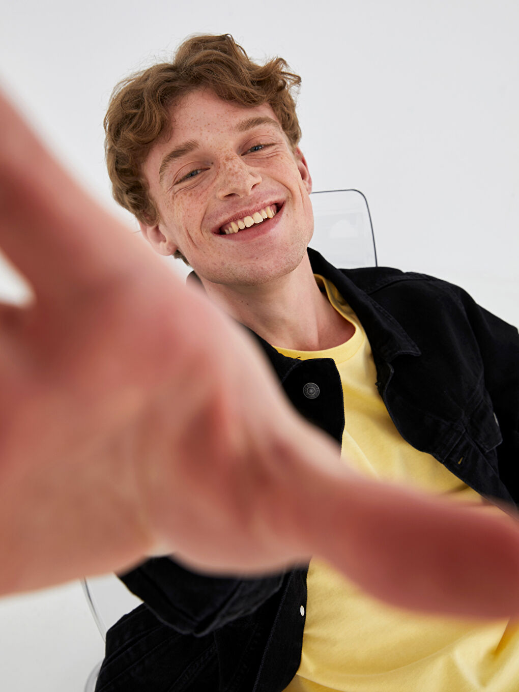 جاكيت جينز رجالي بقصة عادية-1