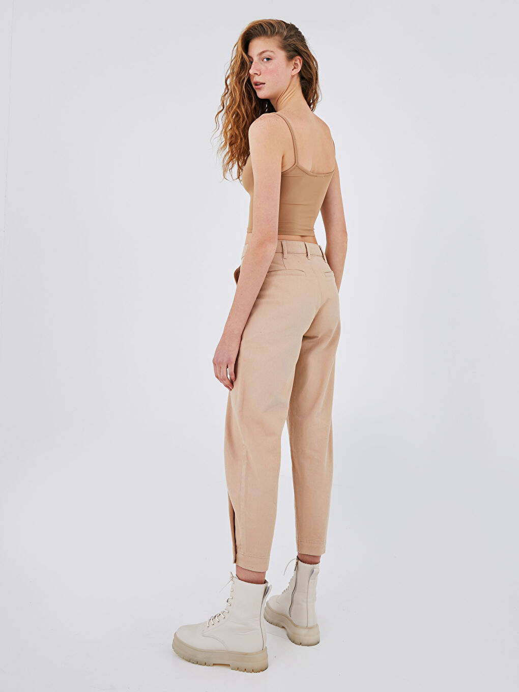 Žena BEŽ Traperice-4