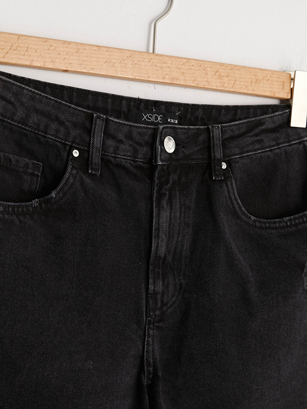 Pocket Detail Mom Fit Women's Denim Shorts-6