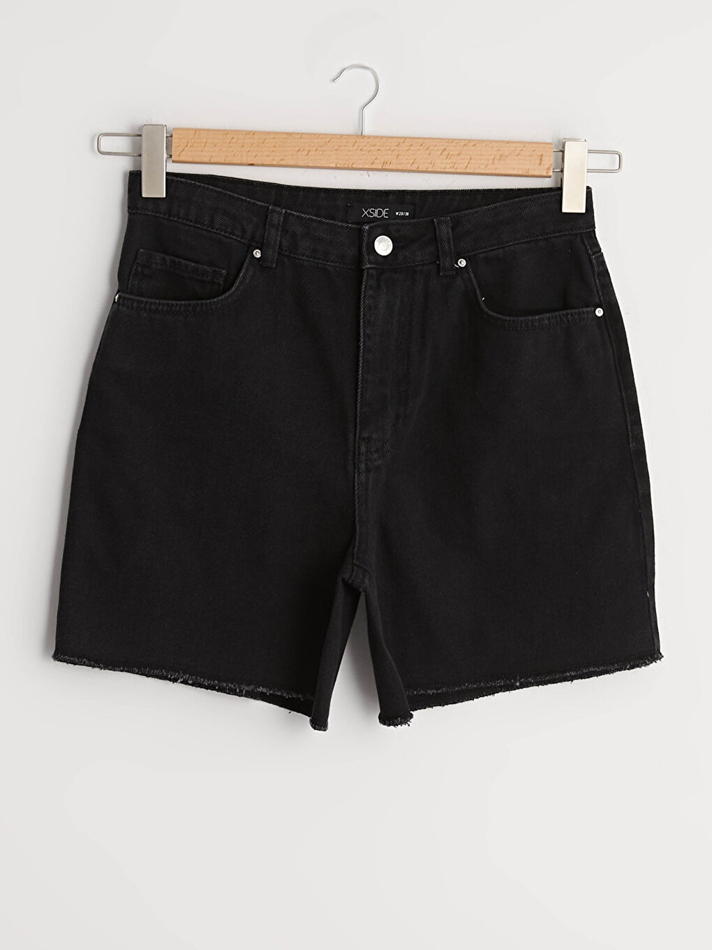 شورت جينز للسيدات بتفاصيل جيوب بقصة عادية-5