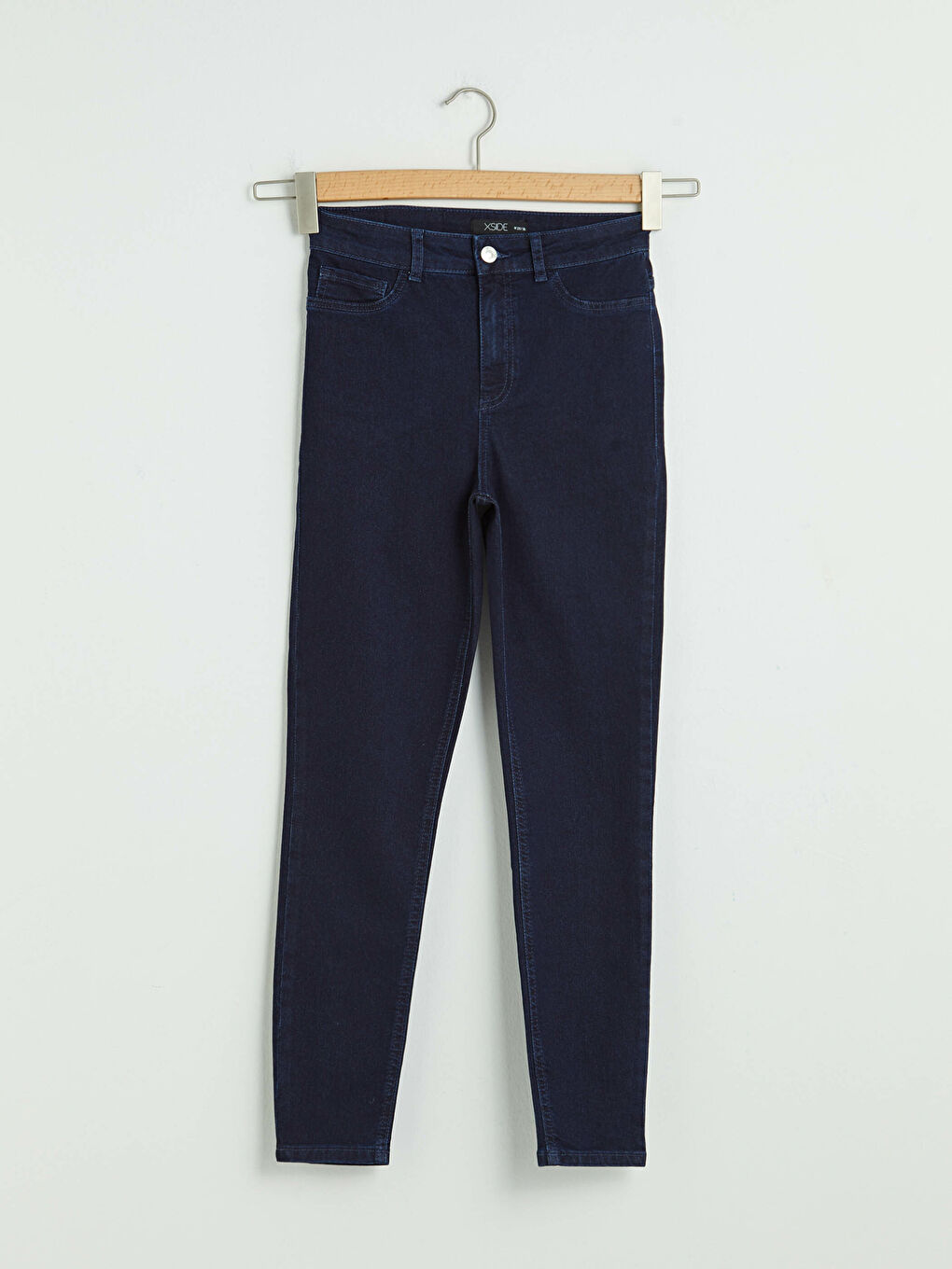 جينز سكيني فيت للسيدات عطارد