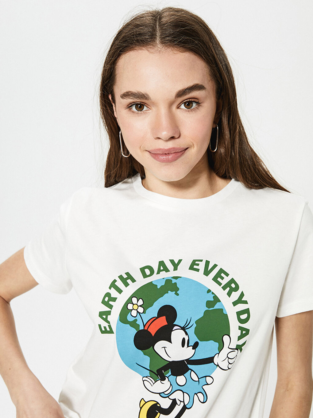 Crew Neck Minnie Mouse Printed Short Sleeve Cotton Women's T-shirt-2