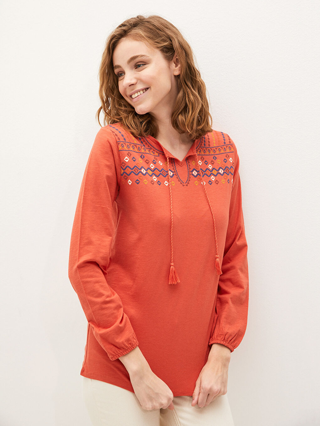 Blouse en Coton à Manches Longues Imprimée avec Col Lavallière pour Femmes-4