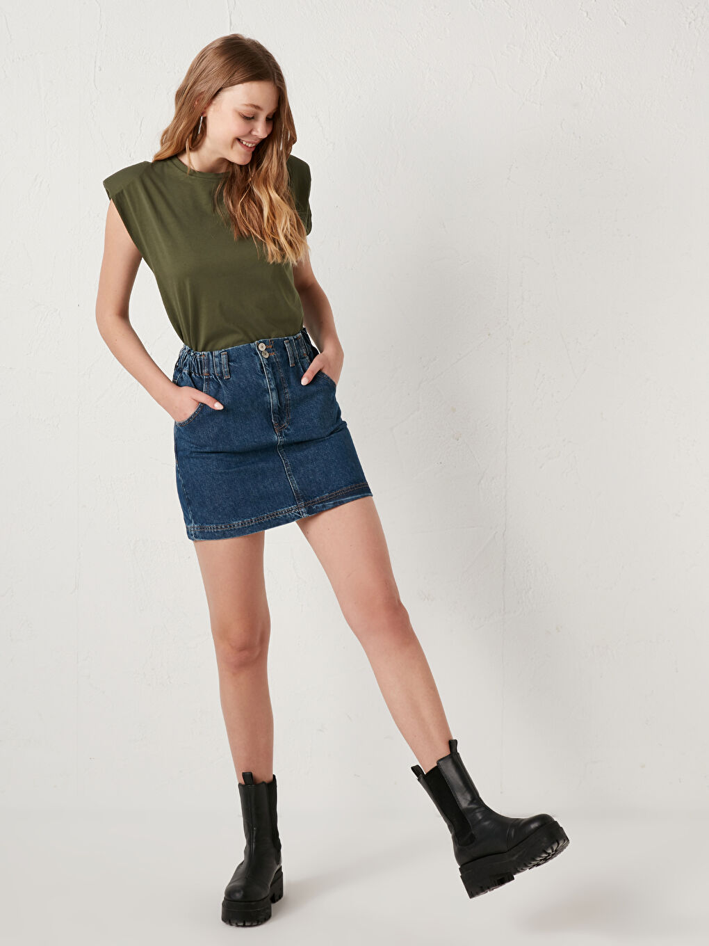 Jupe en Jean pour Femmes à Taille Élastique au-Dessus du Genou