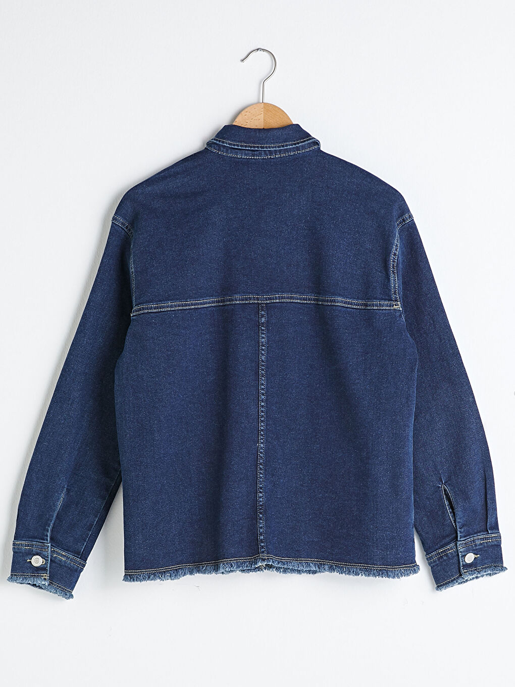 İndigo Gömlek Yaka Cep Detaylı Uzun Kollu Kadın Jean Ceket-6