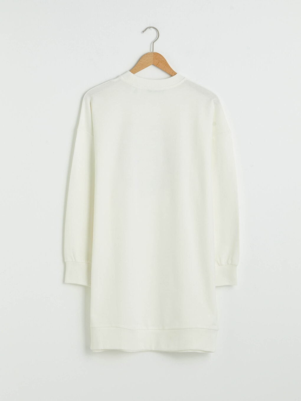 Beyaz Bisiklet Yaka Smileyworld Baskılı Uzun Kollu Kadın Sweatshirt Tunik-8