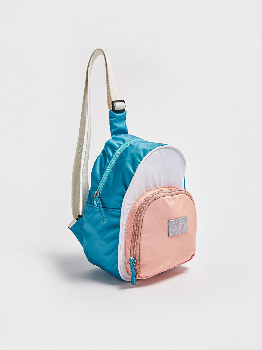 حقيبة ظهر و حقيبة صدر بناتي بتصميم كتل الألوان-1