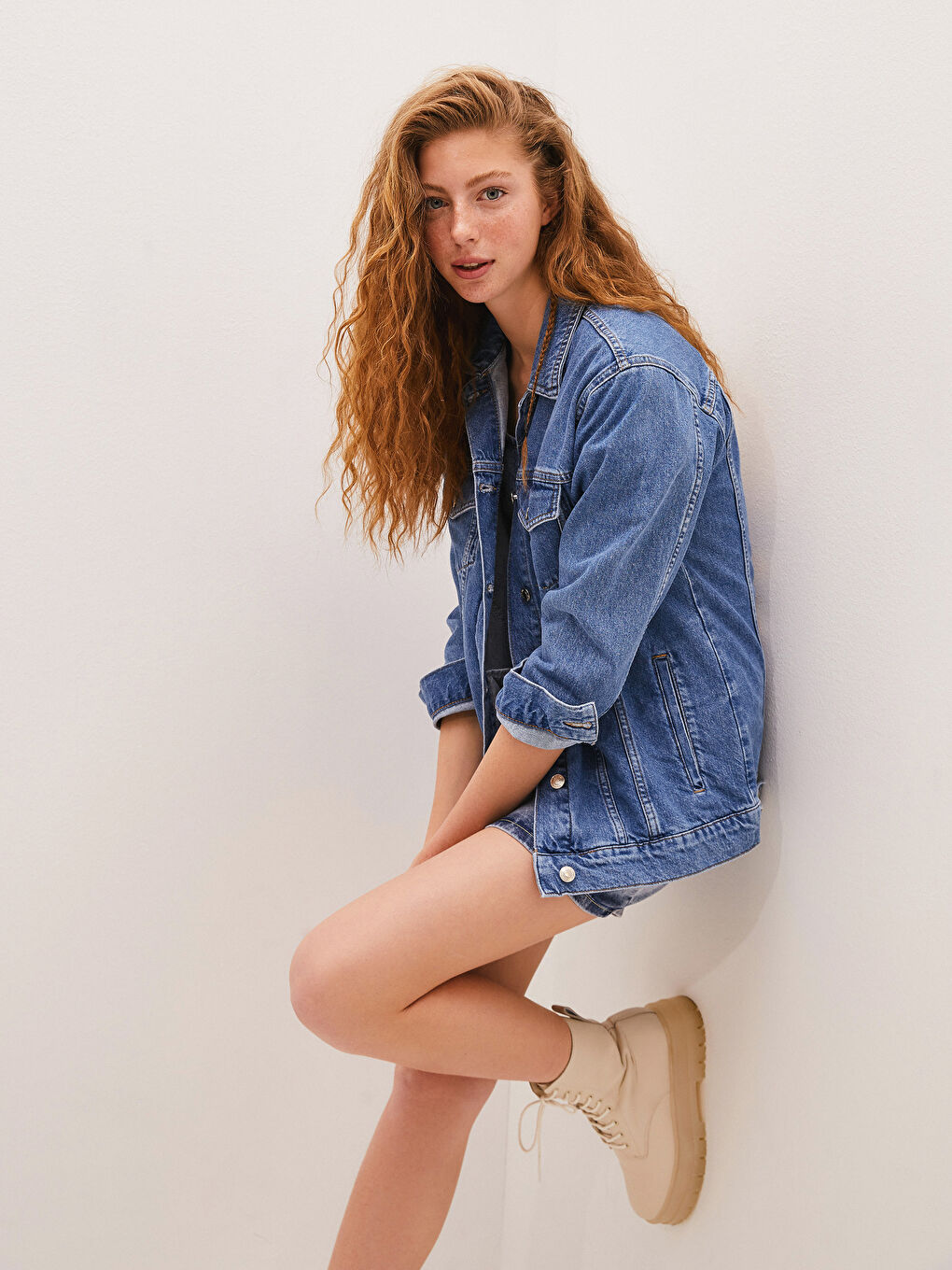 Mavi Bugs Bunny Baskılı Uzun Kollu Kadın Jean Ceket-3