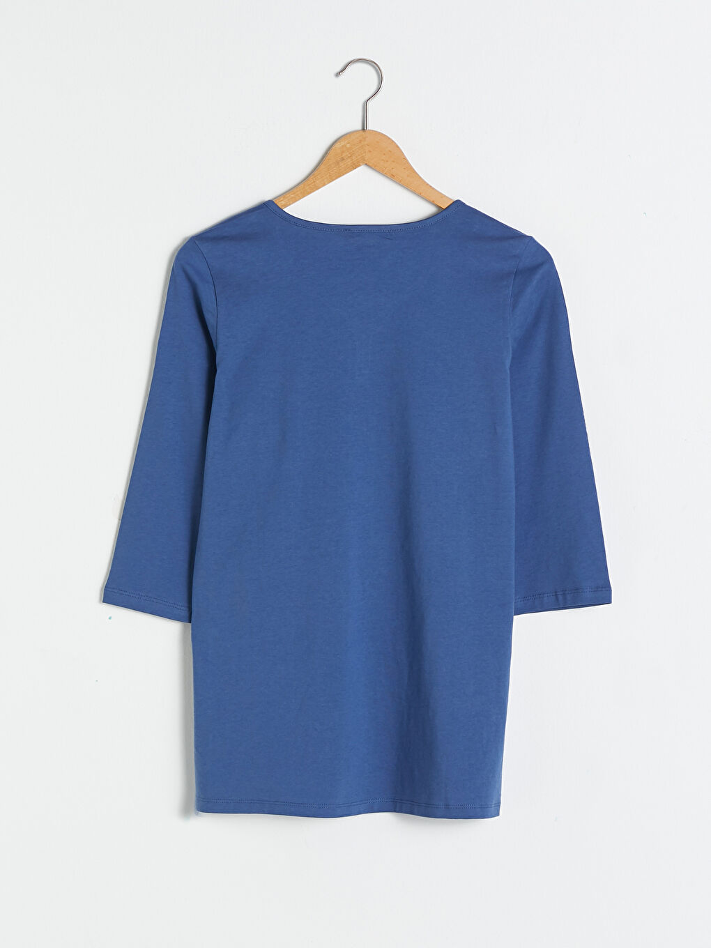 Mavi V Yaka Düz Yarım Kollu Pamuklu Kadın Tişört-6