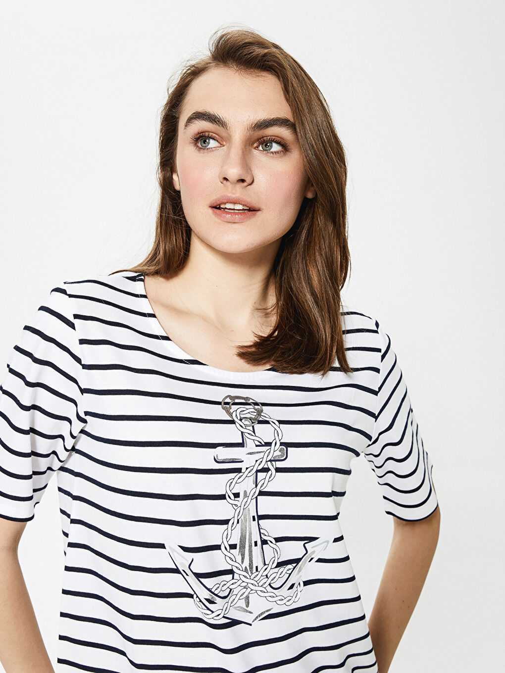 Lacivert Bisiklet Yaka Baskılı Kısa Kollu Kadın Tişört-1