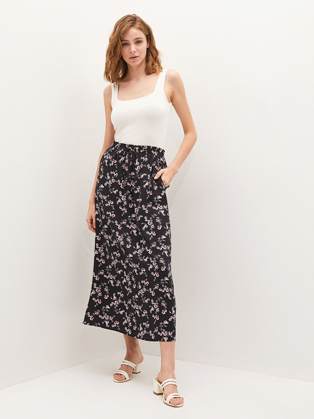 Pembe Beli Lastikli Çiçek Desenli Kadın Etek-4