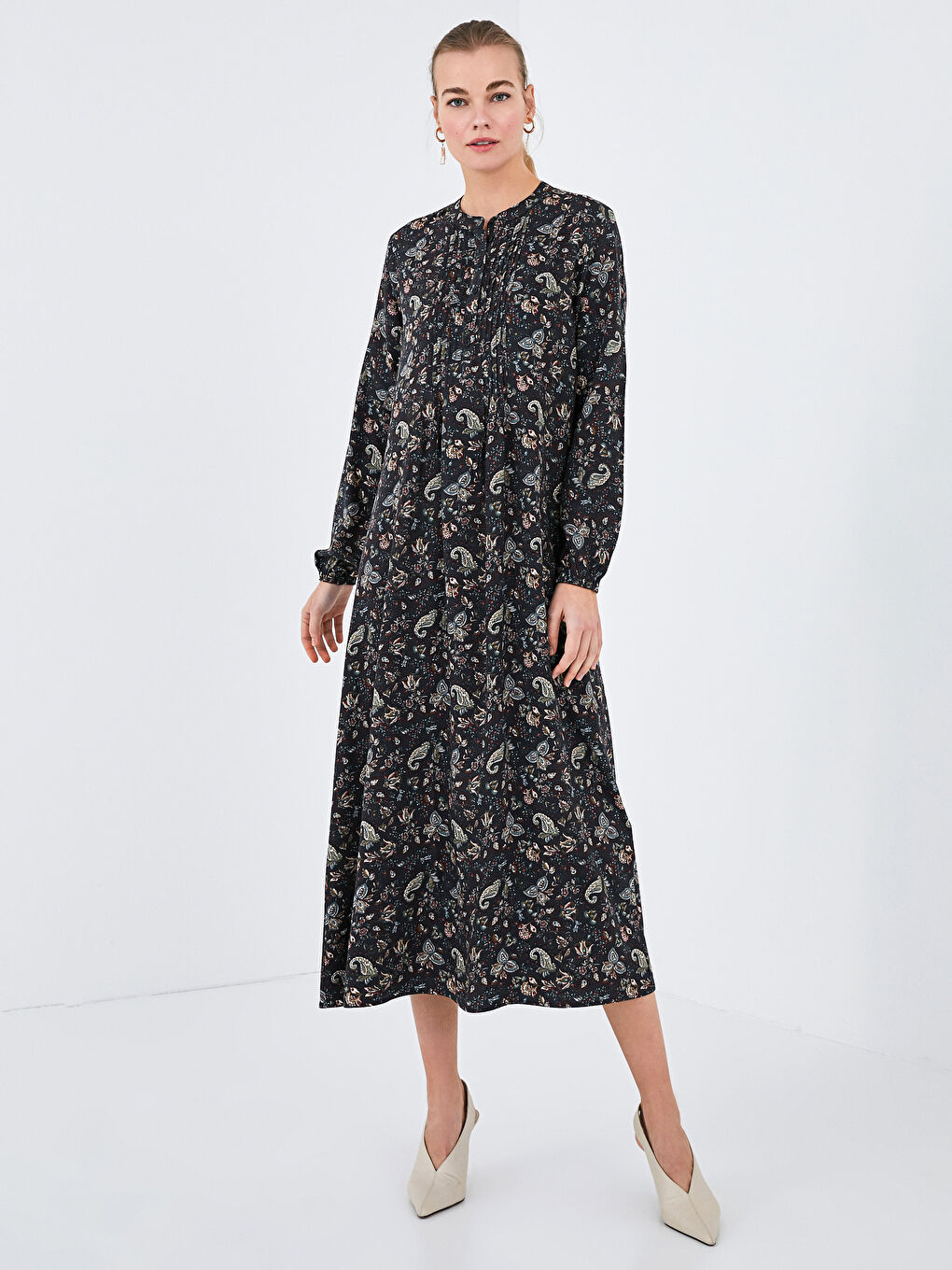 Bej Hakim Yaka Desenli Uzun Kollu Belmando Kumaş Kadın Elbise