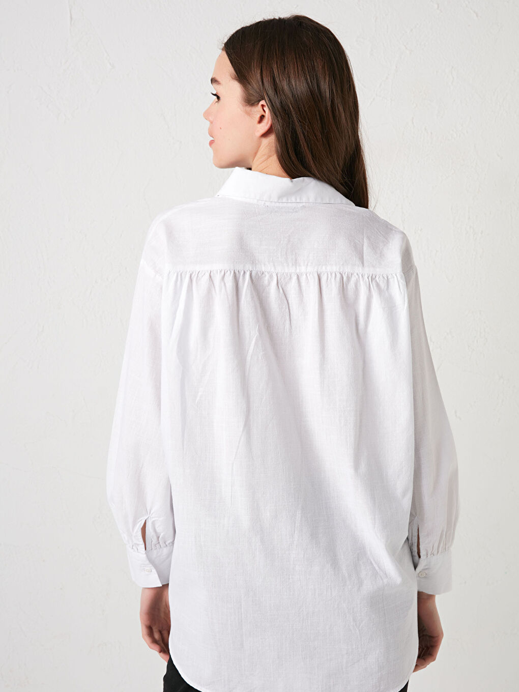 Chemise Pour Femmes Oversize En Popeline À Manches Longues Droites Boutonnées-4