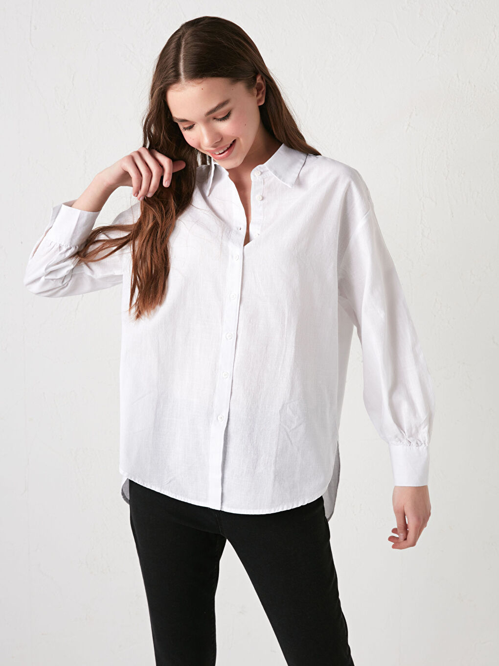 Chemise Pour Femmes Oversize En Popeline À Manches Longues Droites Boutonnées