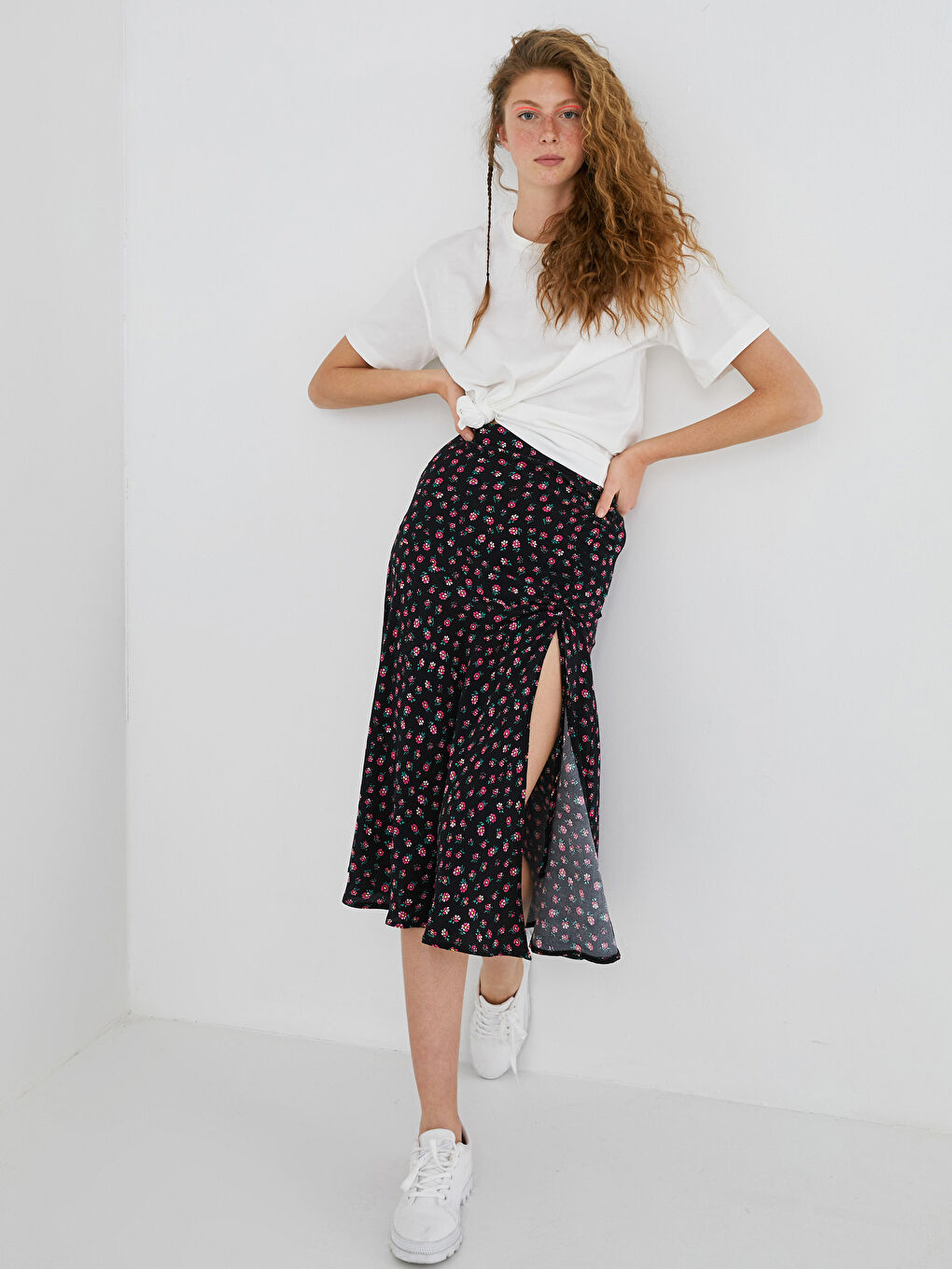 A-kroj cvetna suknja od viskoze za žene