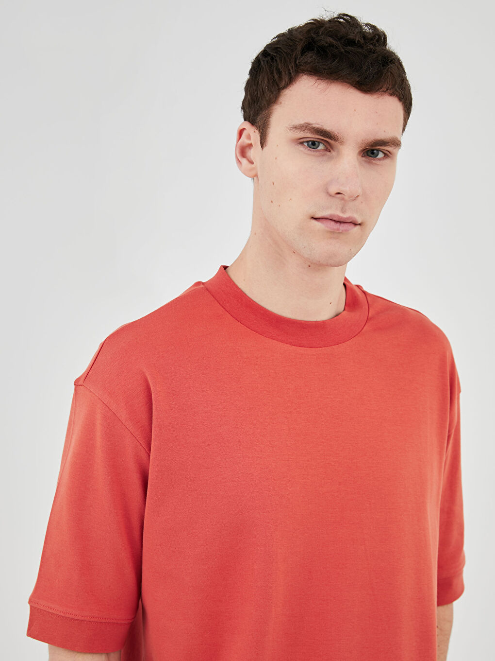 Turuncu Bisiklet Yaka Kısa Kollu Basic Erkek Sweatshirt-1