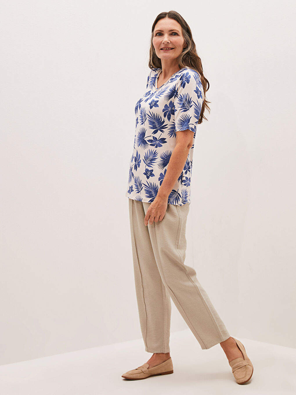 V Neck Floral Printed Short Sleeve Viscose Women Blouse