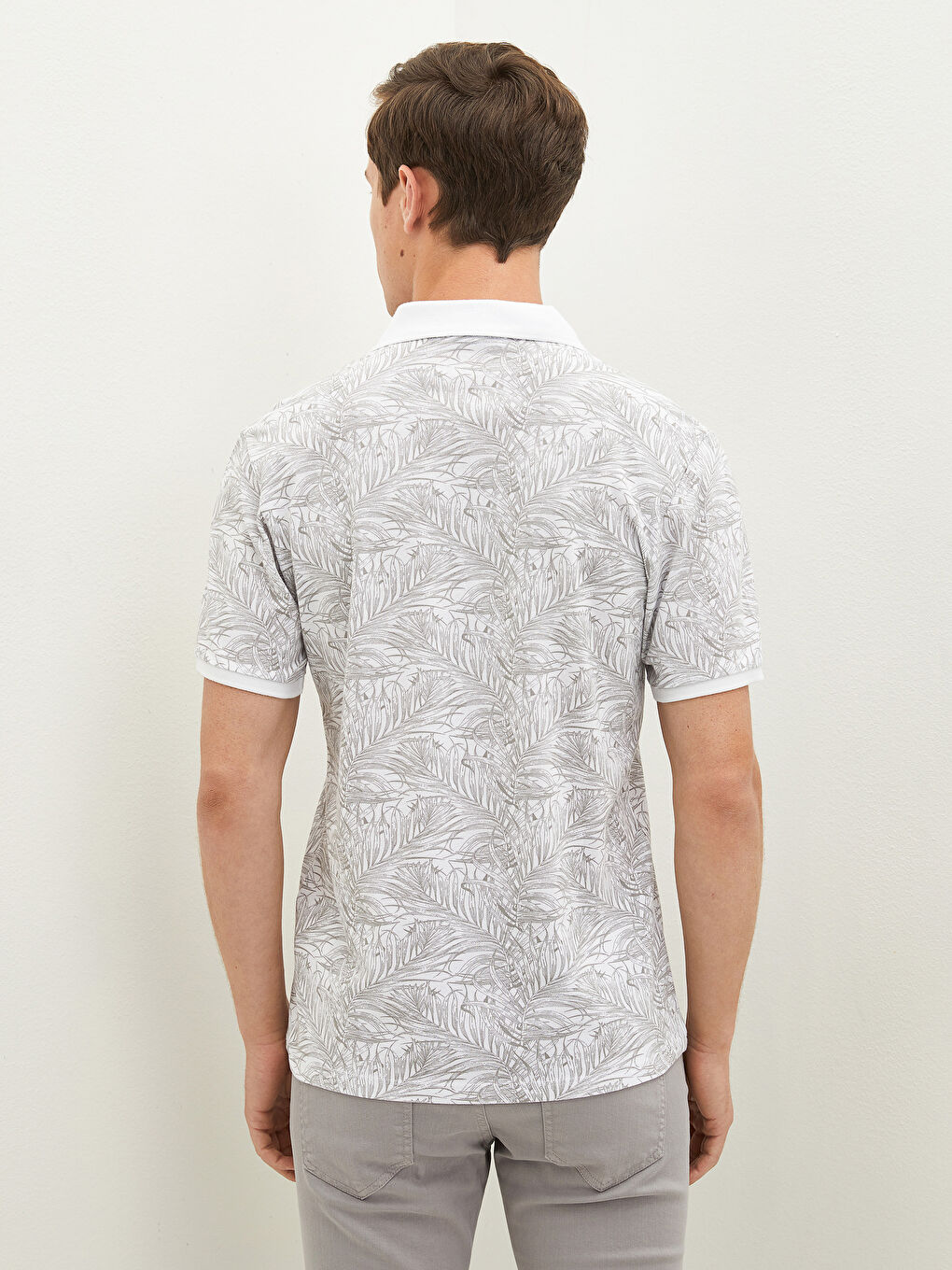 Beyaz Polo Yaka Kısa Kollu Desenli Pike Erkek Tişört-3