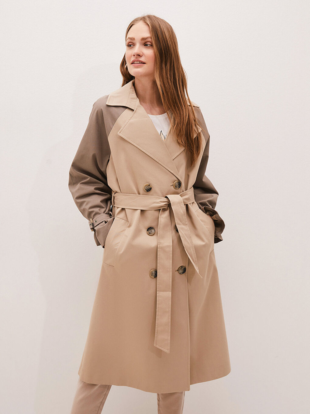 Bej Ceket Yaka Renk Bloklu Uzun Kollu Oversize Kadın Trençkot