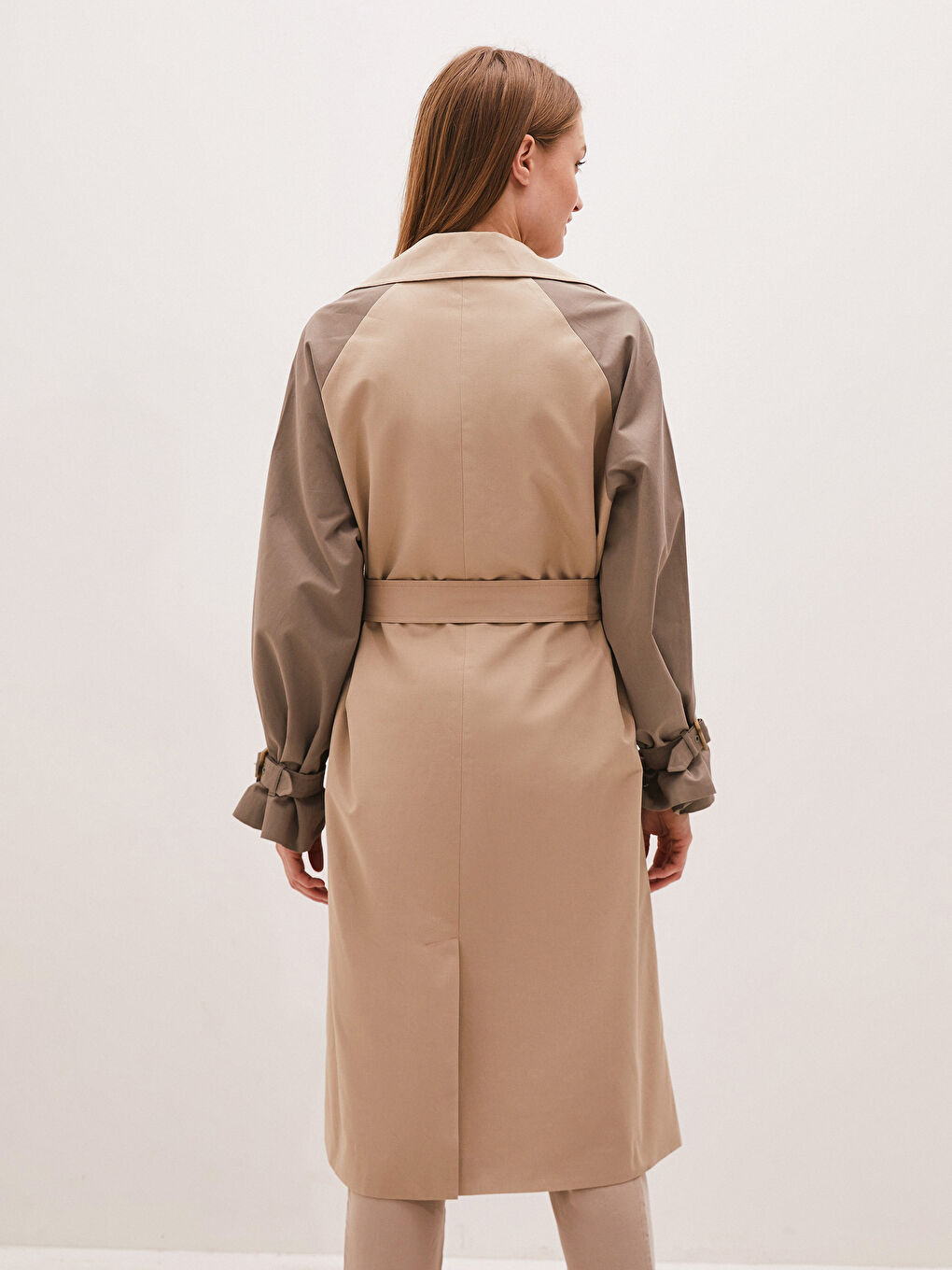 Bej Ceket Yaka Renk Bloklu Uzun Kollu Oversize Kadın Trençkot-5