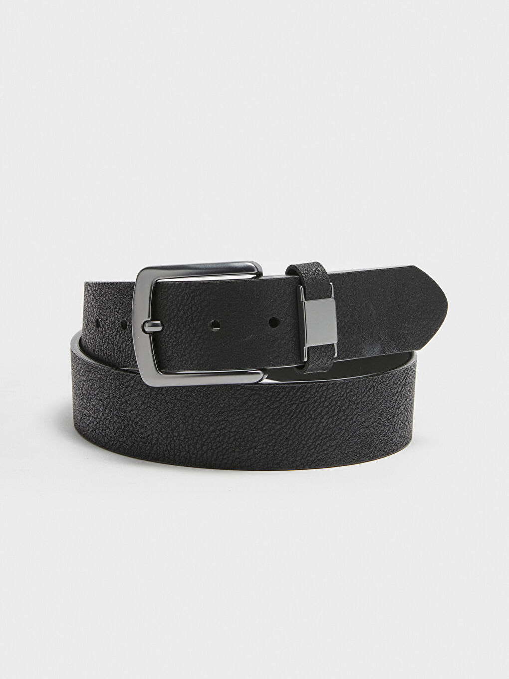 Siyah Deri Görünümlü Erkek Kemer