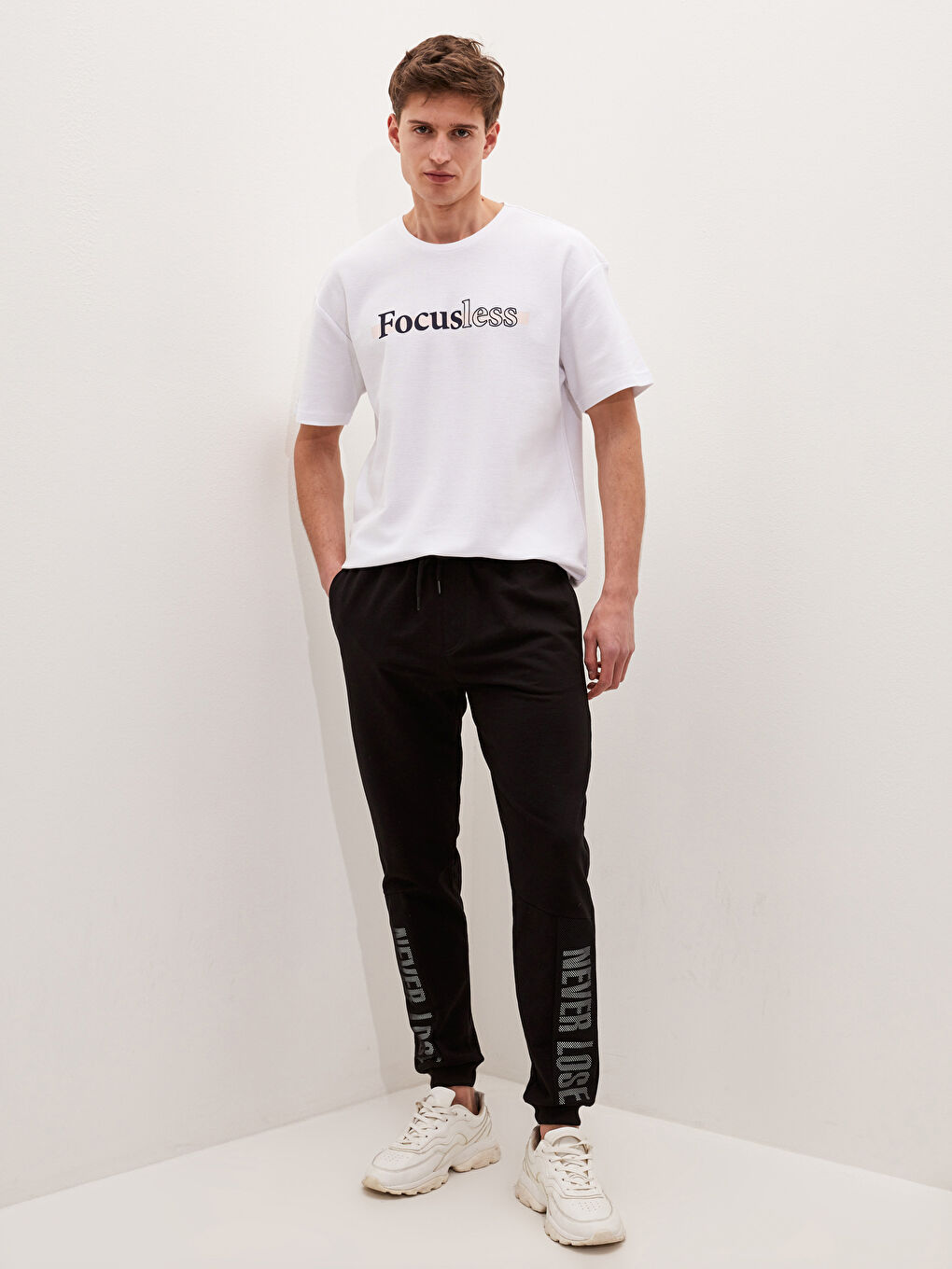 Crew Neck Short Sleeve Printed Pique Men's T-Shirt-4