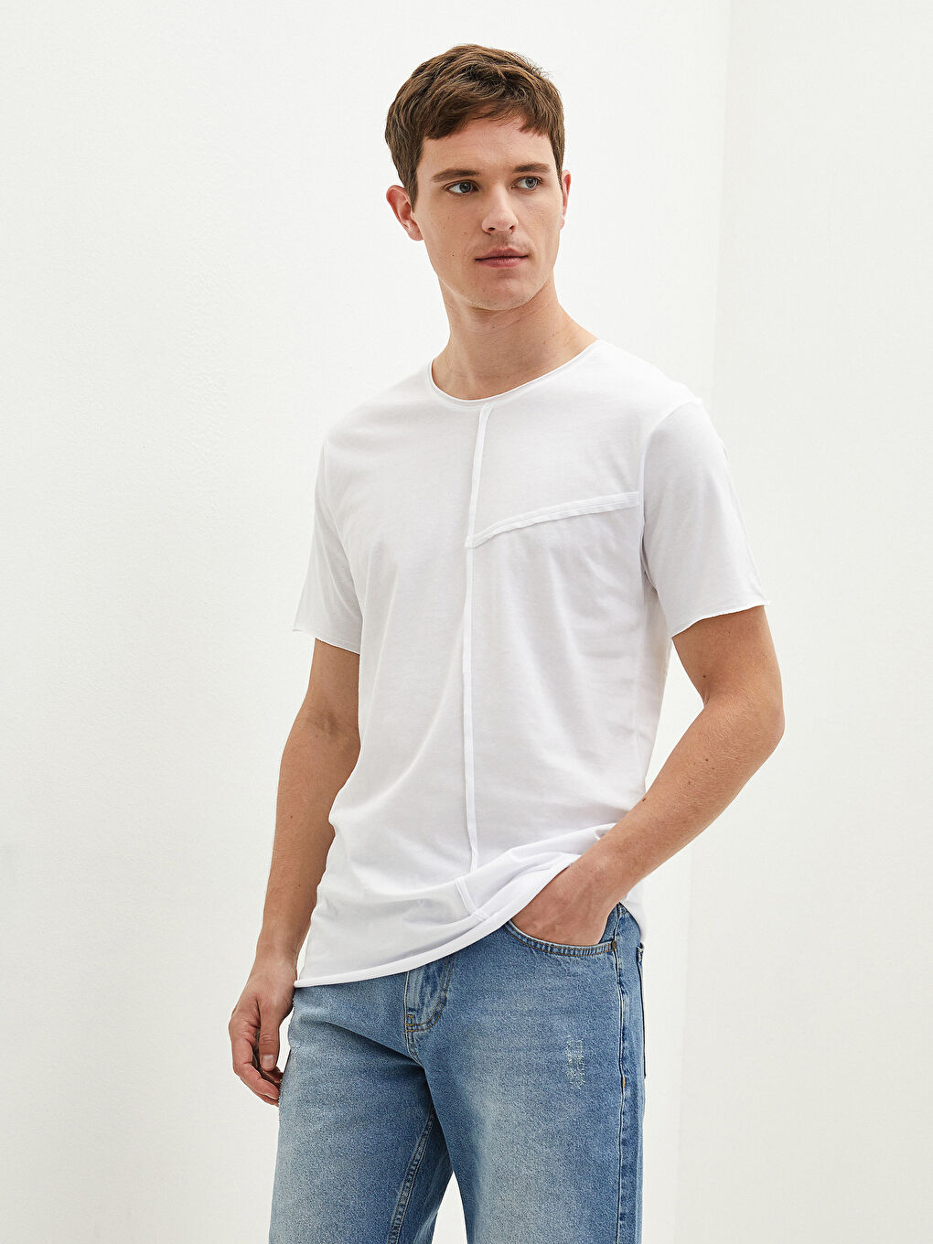 Beyaz Bisiklet Yaka Penye Erkek Tişört-1