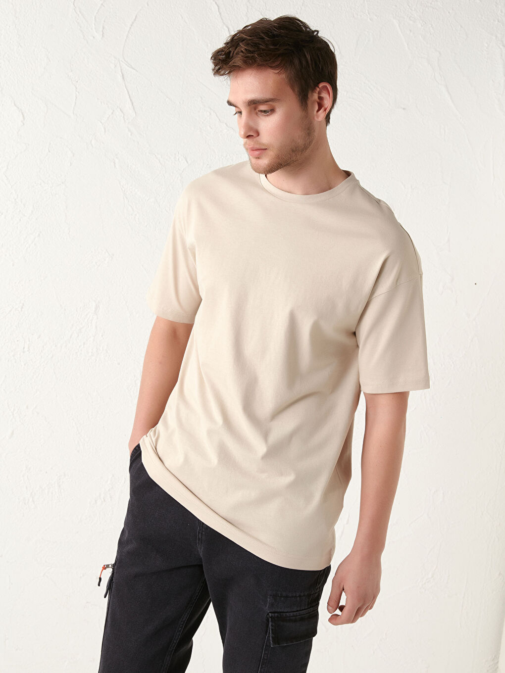 T-Shirt Basique Oversize Col Rond Manches Courtes Pour Hommes