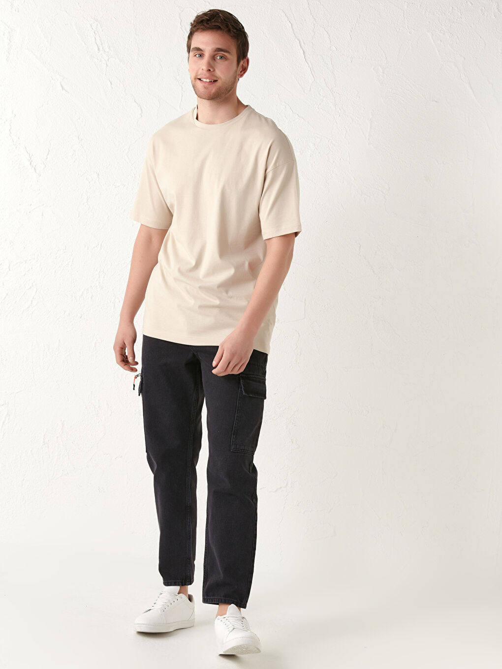 T-Shirt Basique Oversize Col Rond Manches Courtes Pour Hommes-3