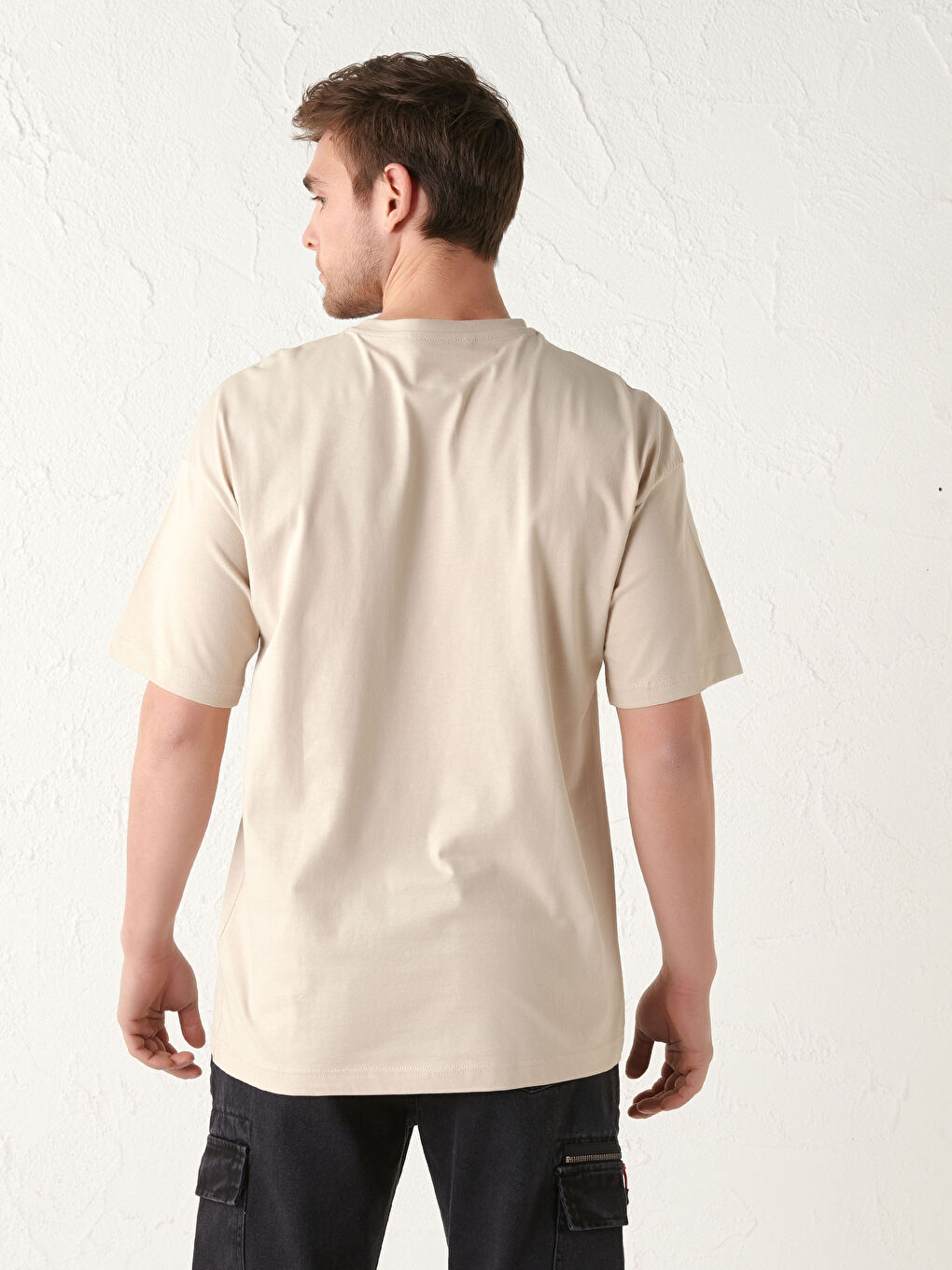 T-Shirt Basique Oversize Col Rond Manches Courtes Pour Hommes-4