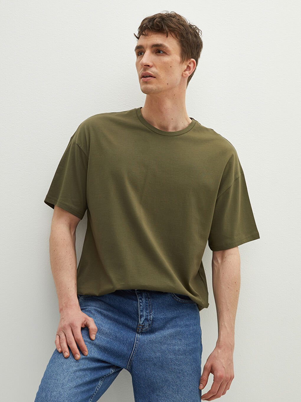 Haki Bisiklet Yaka Kısa Kollu Basic Oversize Erkek Tişört-5