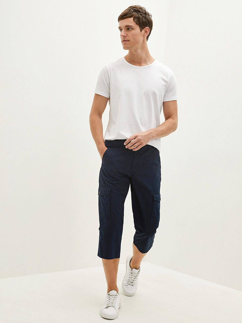 Standard Fit Belted Poplin Men's Shorts-2