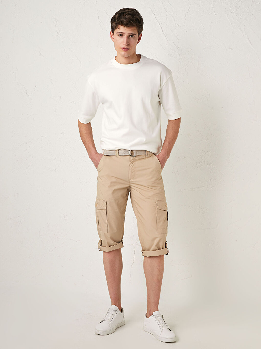 Bej Standart Kalıp Kemerli Poplin Erkek Şort