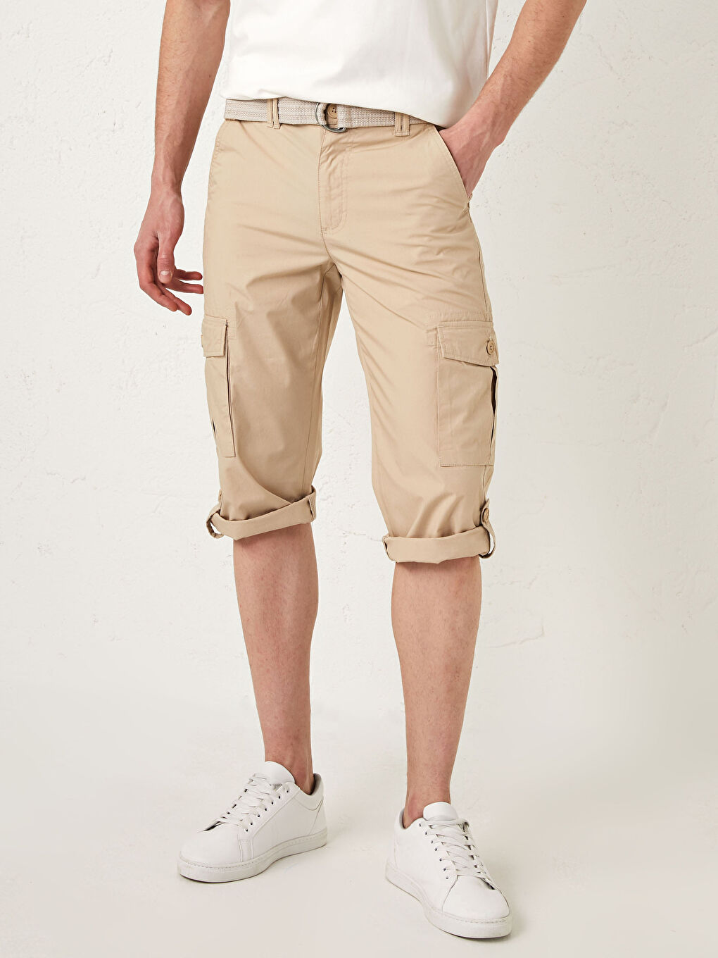 Bej Standart Kalıp Kemerli Poplin Erkek Şort-4