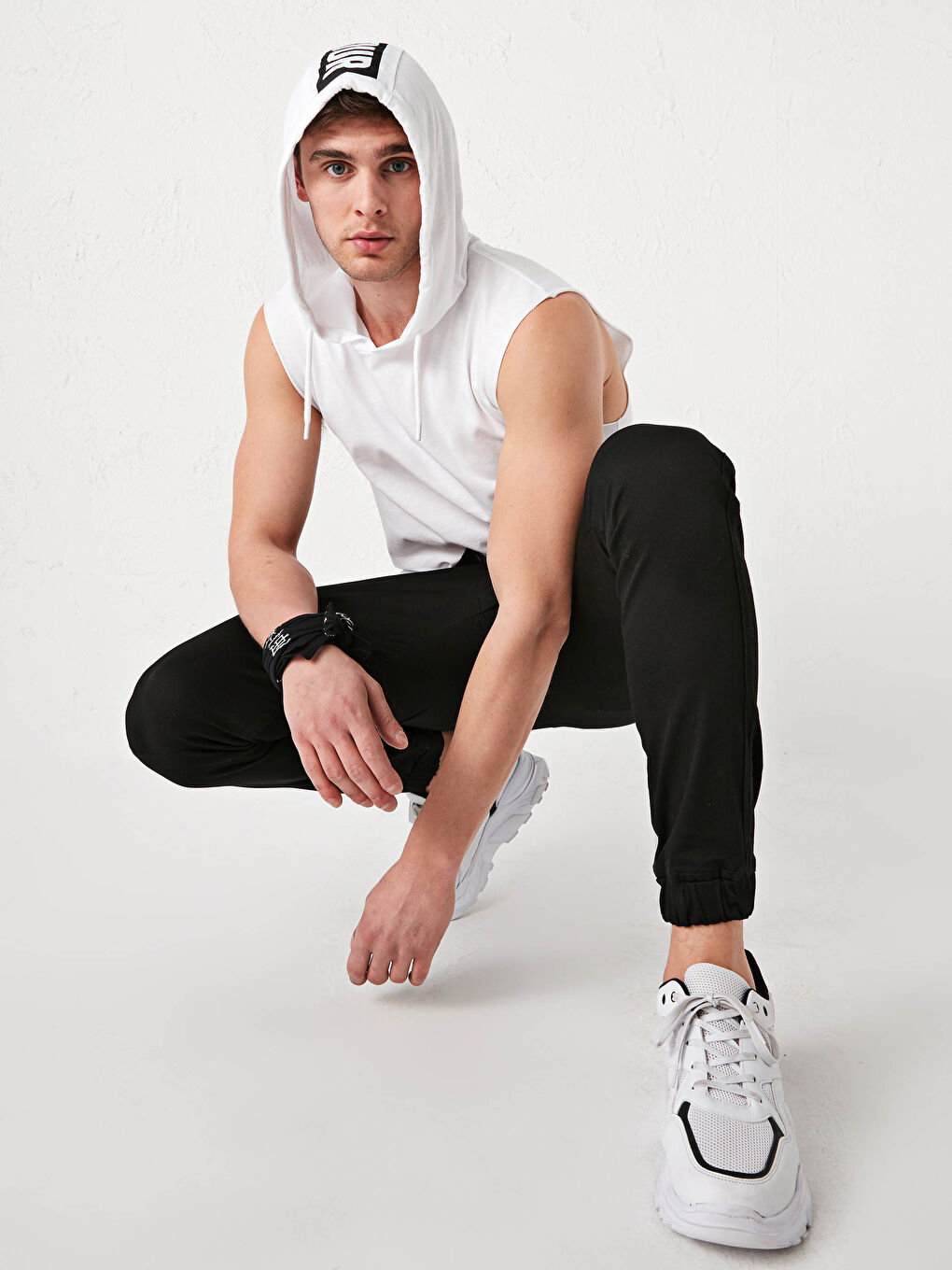 Muška bezrukavna majica sa kapuljačom-2