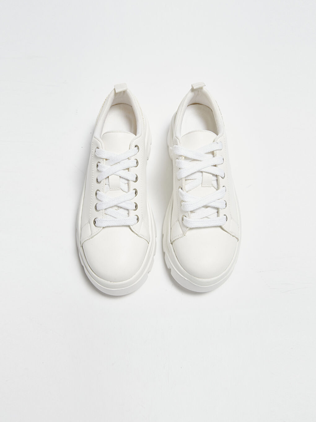 Beyaz Bağcıklı Kalın Taban Kadın Spor Ayakkabı-3