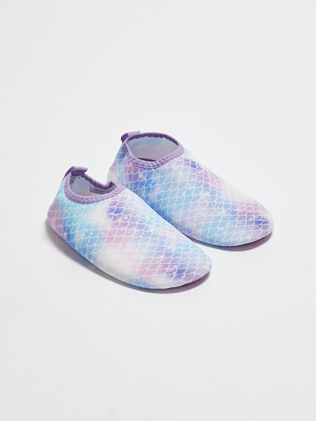 أحذية أكوا للبنات