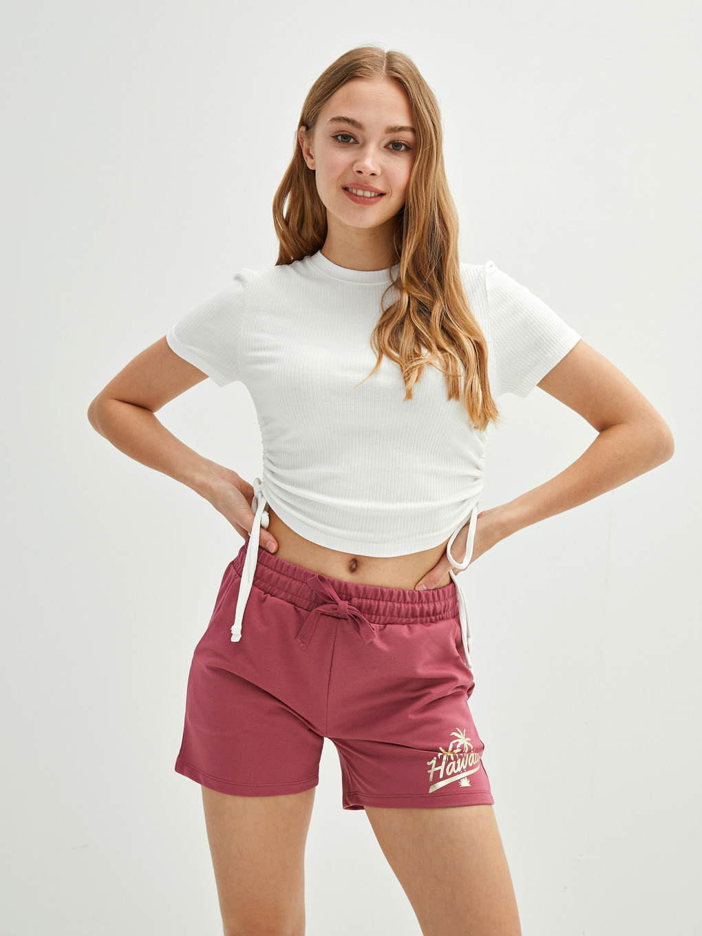Women's Elastic Waist Printed Pocket Detailed Shorts-2