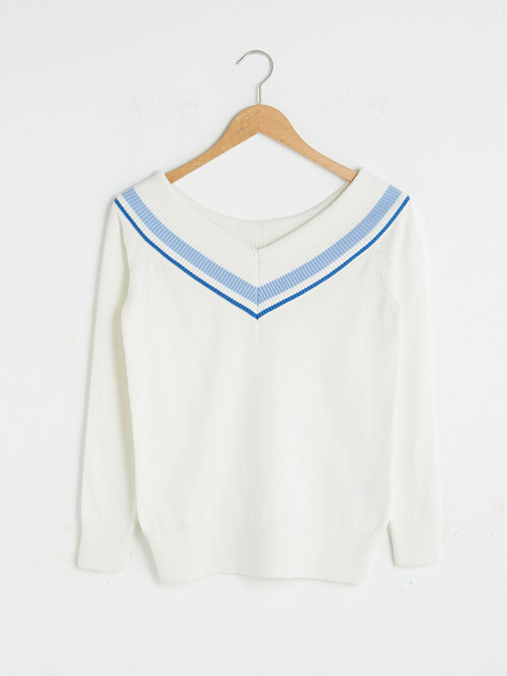 Ekru Kayık Yaka Çizgili Kadın Triko Kazak-5