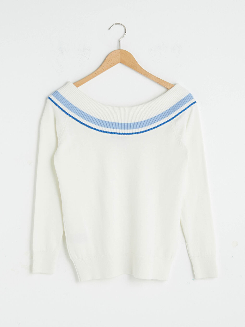 Ekru Kayık Yaka Çizgili Kadın Triko Kazak-6