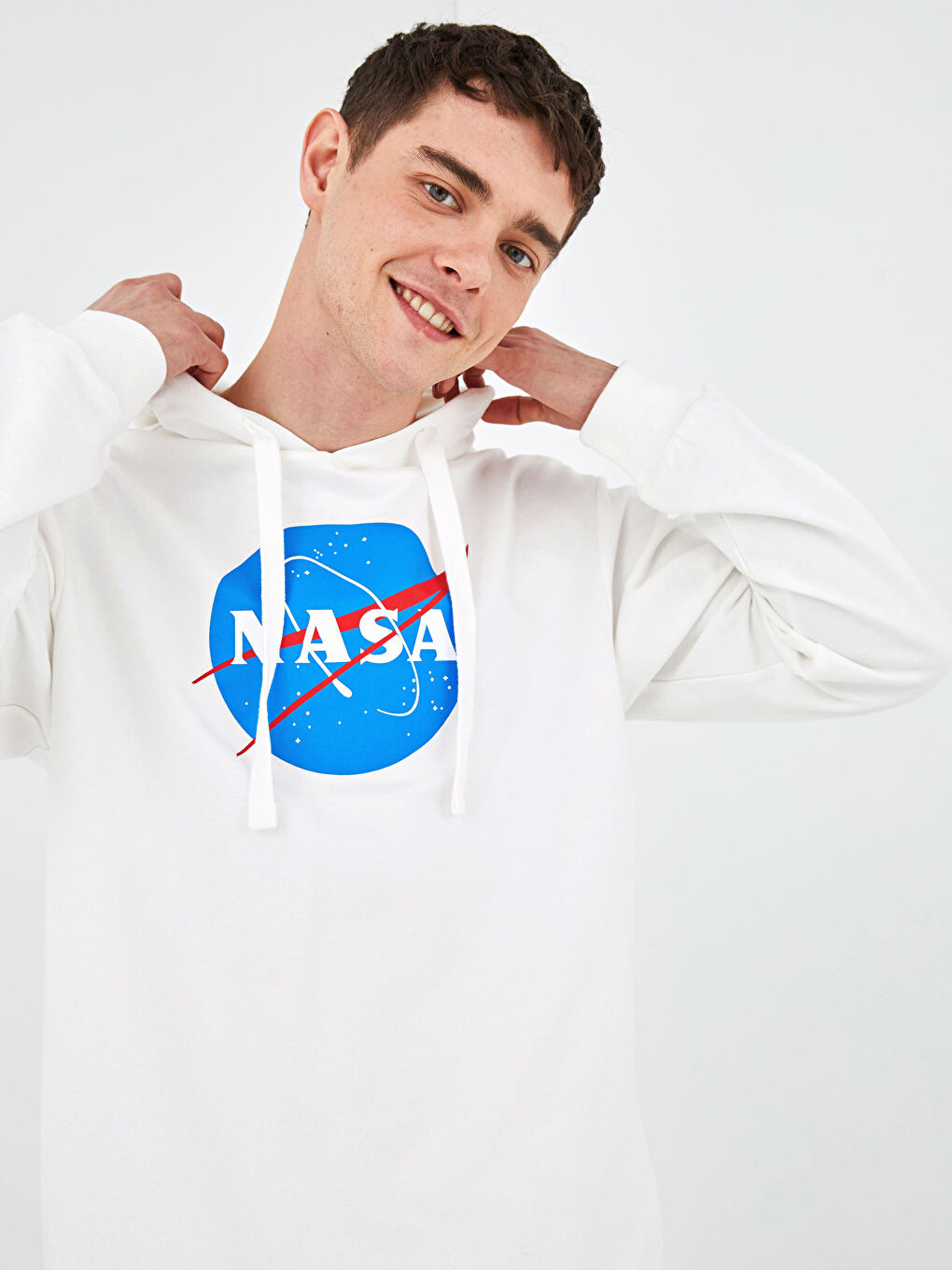 Beyaz Uzun Kollu Nasa Baskılı Erkek Hoodie-2