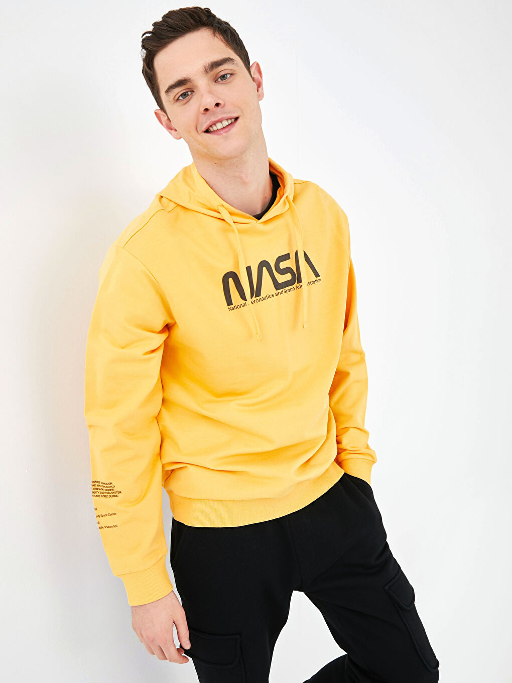 Sarı Uzun Kollu Nasa Baskılı Erkek Hoodie