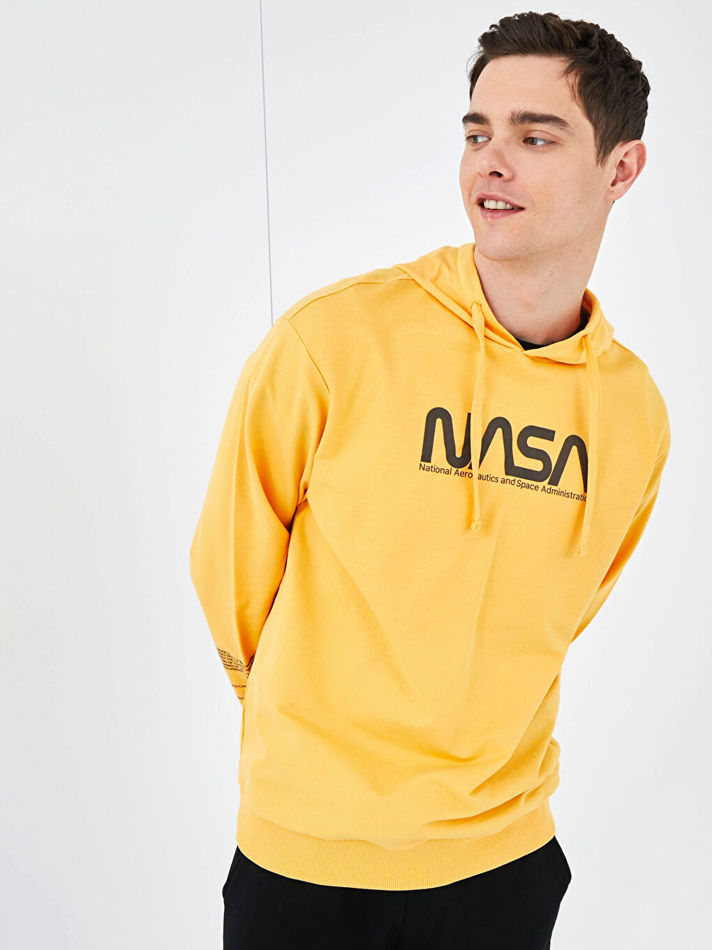 Sarı Uzun Kollu Nasa Baskılı Erkek Hoodie-1
