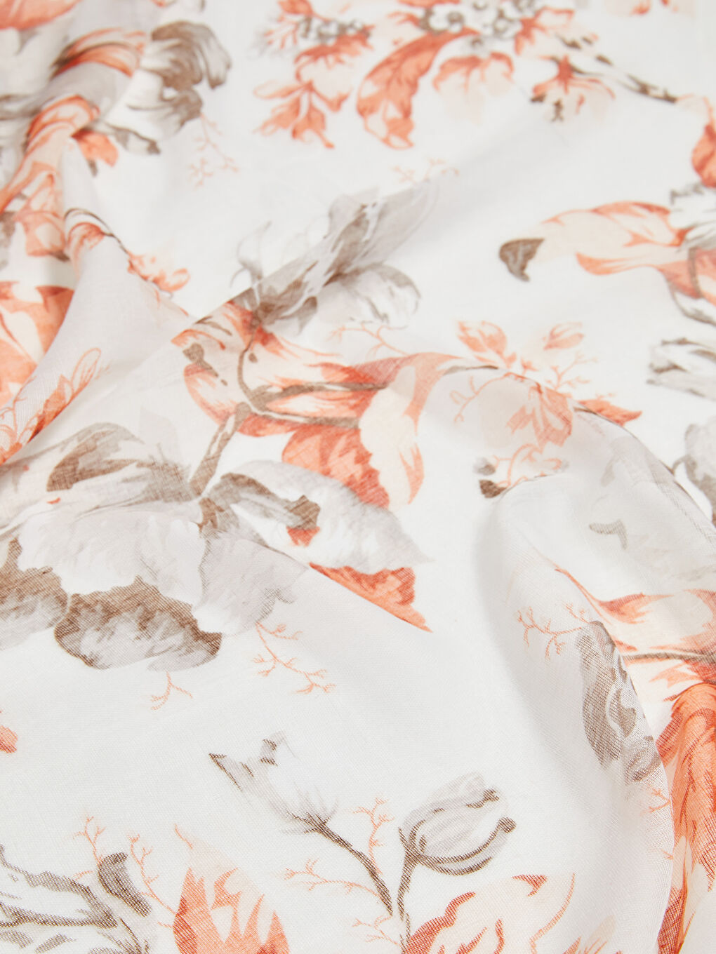 Beyaz Çiçek Desenli Şal-5