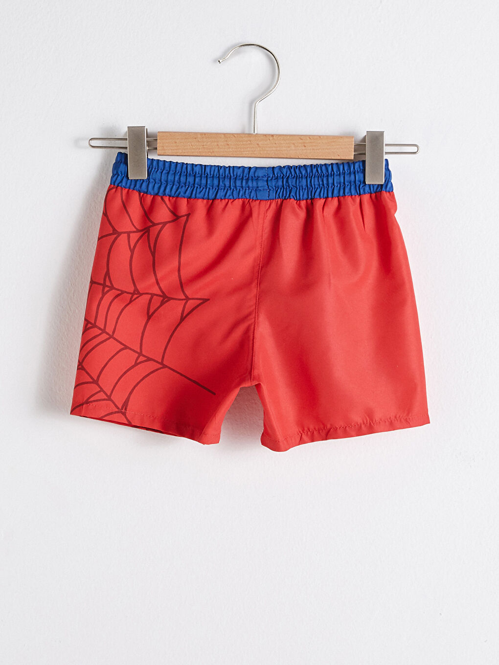 LCW baby Kirmizi Erkek Bebek Spiderman Baskılı Deniz Şortu - 1